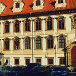 Valdštejnský palác v Praze s kopií zázračného klatovského obrazu