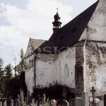 štít kostela s lidskou tváří štít kostela s lidskou tváří