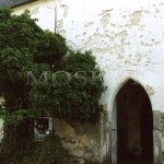 boční vchod do kostela boční vchod do kostela