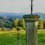 pranýř z Kašperských hor (1630) s obrázkem Klatovské Madony pranýř z Kašperských hor (1630) s obrázkem Klatovské Madony