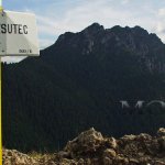 Vrcholová cedulka Malý Rozsutec Vrcholová cedulka Malý Rozsutec