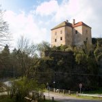 Hrad Pirkštejn v Ratajích Hrad Pirkštejn v Ratajích